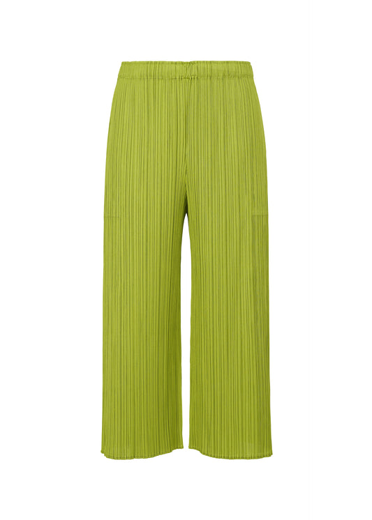 MONTHLY COLORS : AUGUST Trousers Grass Green