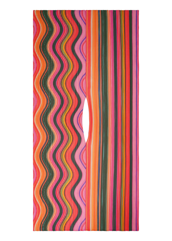 A product shot of the PLEATS PLEASE ISSEY MIYAKE WARP MADAME T stole in pink (22).