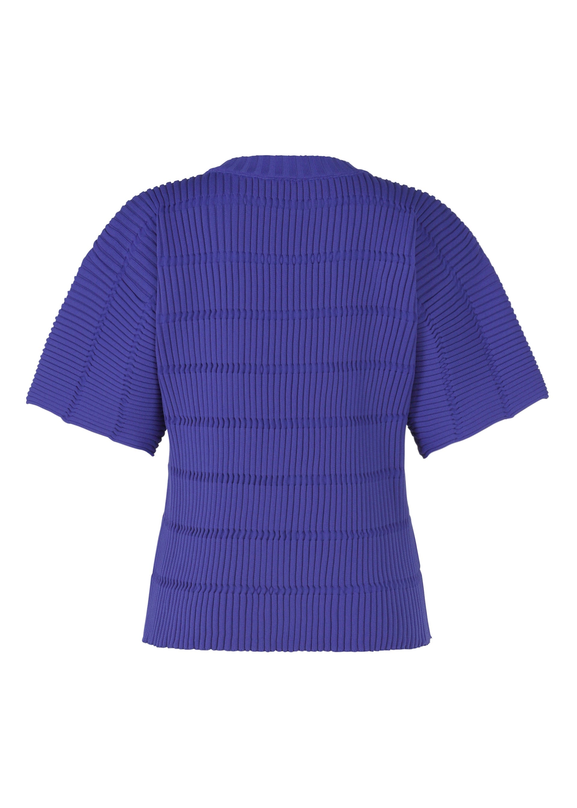 A detail shot of the PLEATS PLEASE ISSEY MIYAKE JIGGLY KNIT top.