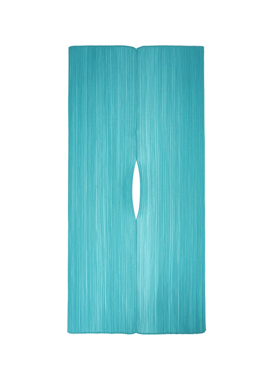 A product shot of the PLEATS PLEASE ISSEY MIYAKE MADAME T JUNE stole in .