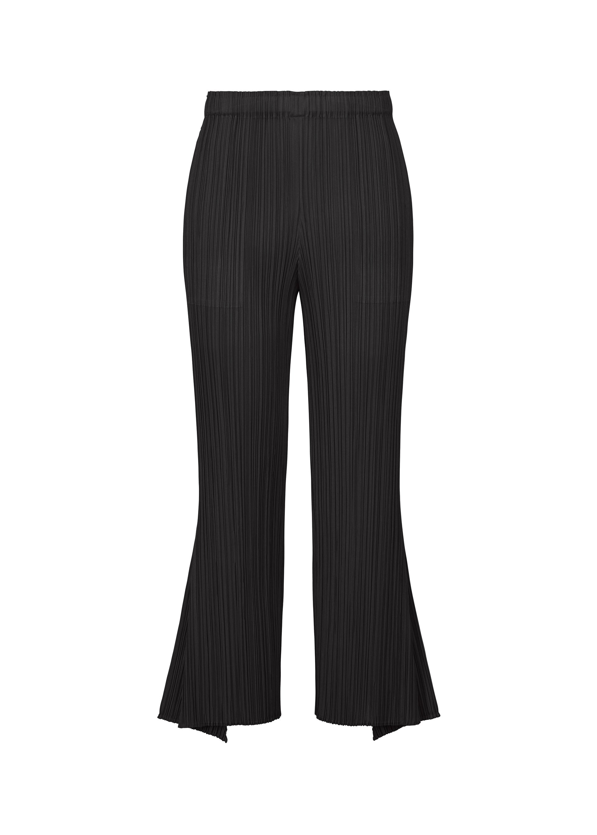 A product shot of the PLEATS PLEASE ISSEY MIYAKE OLE! clothing in black (15).