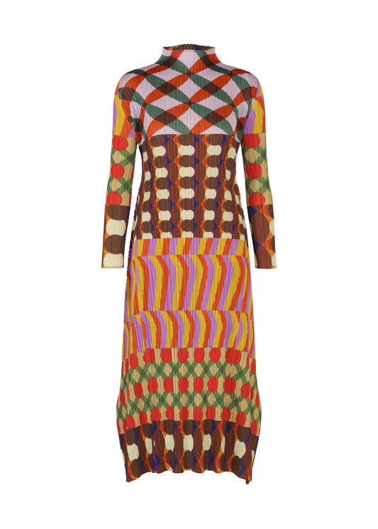 A product shot of the PLEATS PLEASE ISSEY MIYAKE HARMONY clothing in pink (22).