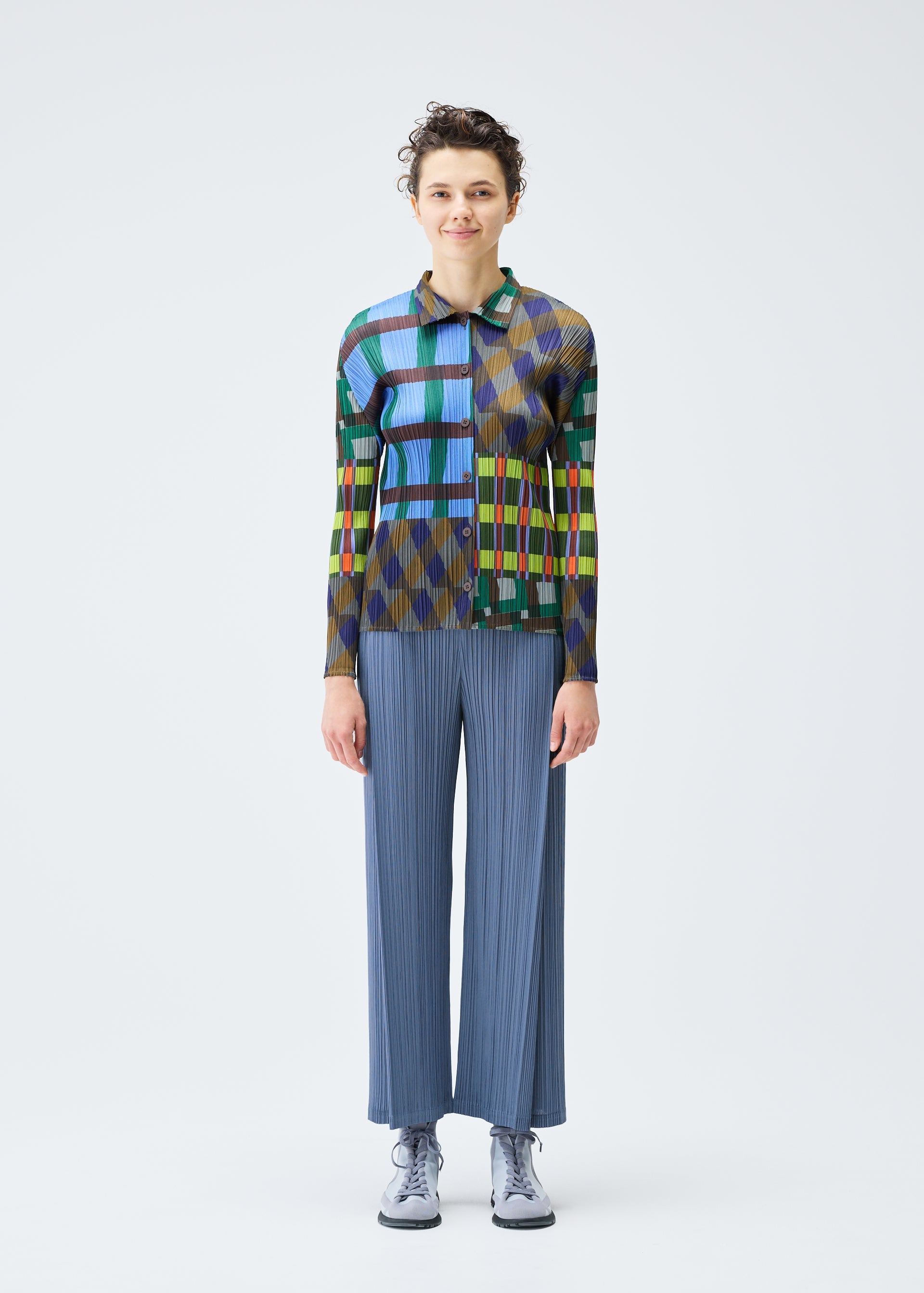 ISSEY MIYAKE Shirts – The official ISSEY MIYAKE ONLINE STORE