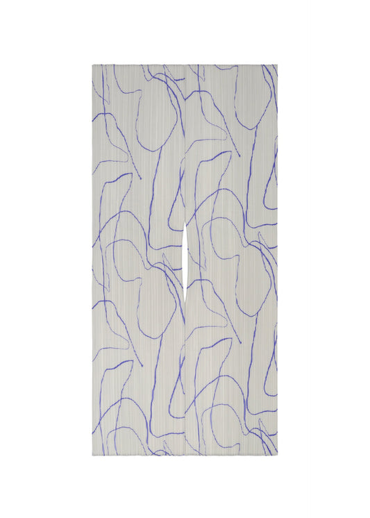 A product shot of the PLEATS PLEASE ISSEY MIYAKE PAUSE MADAME T stole in grey (12).