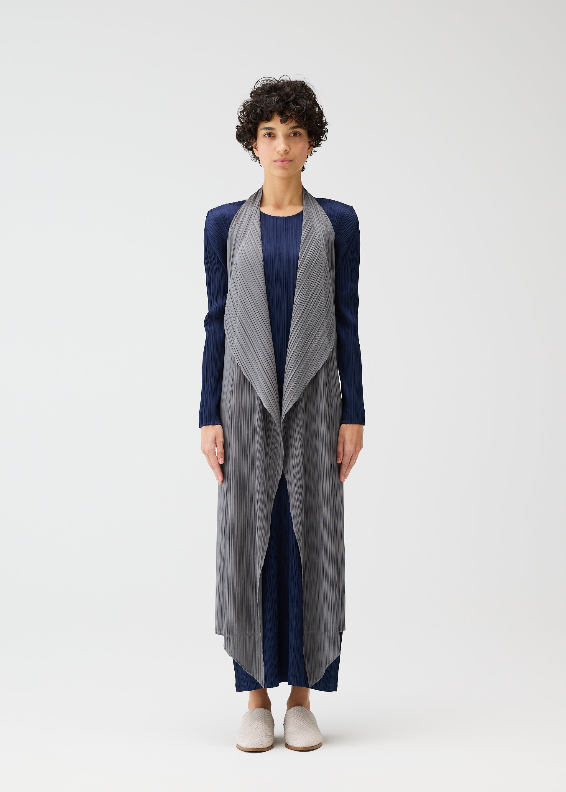 PLEATS PLEASE ISSEY MIYAKE◇21aw/ノースリーブブラウス/3 