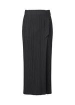 A product shot of the PLEATS PLEASE ISSEY MIYAKE FACADE trousers in black (15).