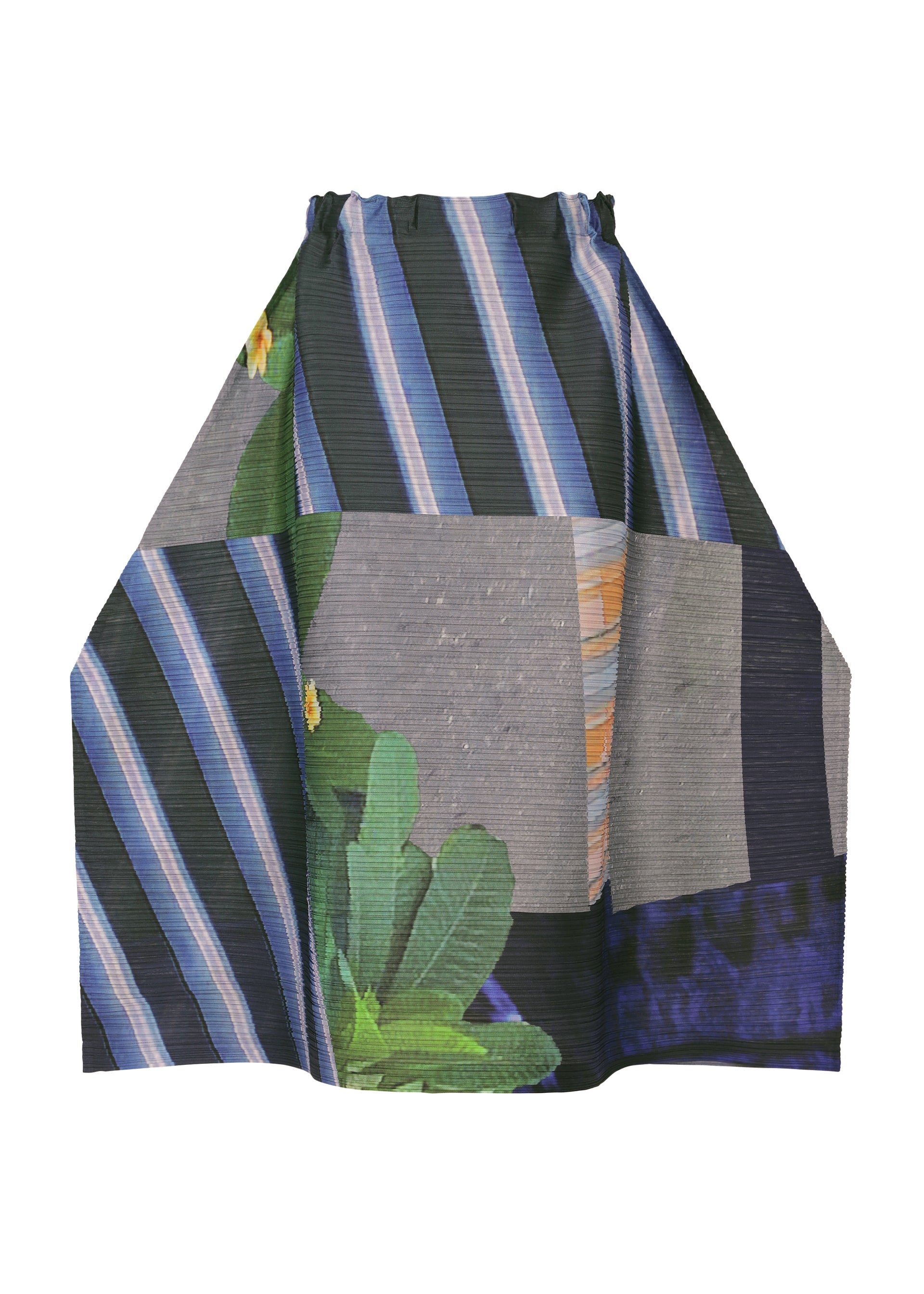 A product shot of the PLEATS PLEASE ISSEY MIYAKE CITY COLLAGE clothing in grey x navy (09).