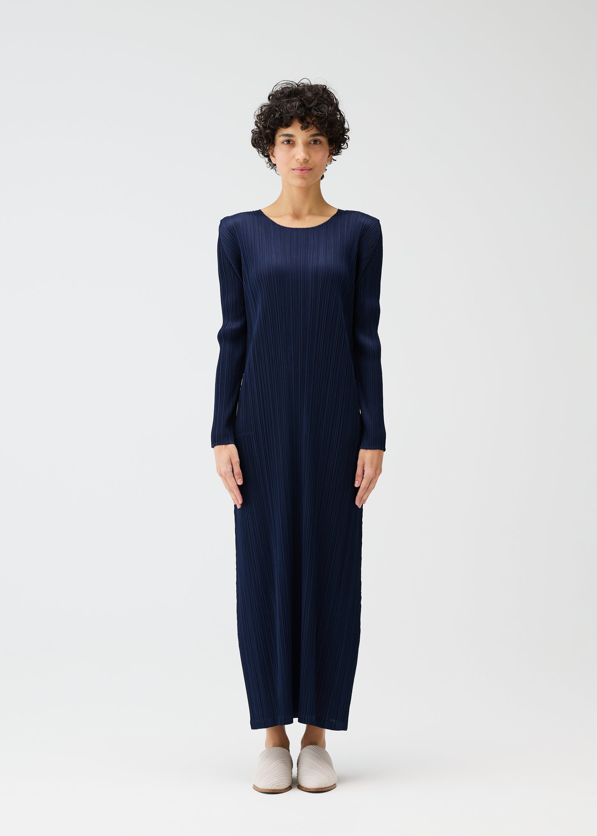 MONTHLY COLORS : JANUARY Dress Grey