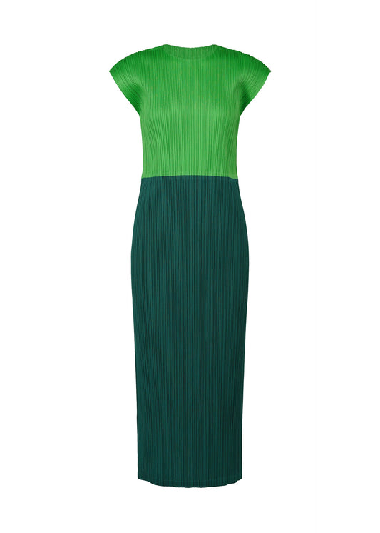 A product shot of the PLEATS PLEASE ISSEY MIYAKE SWING dress in green (62).