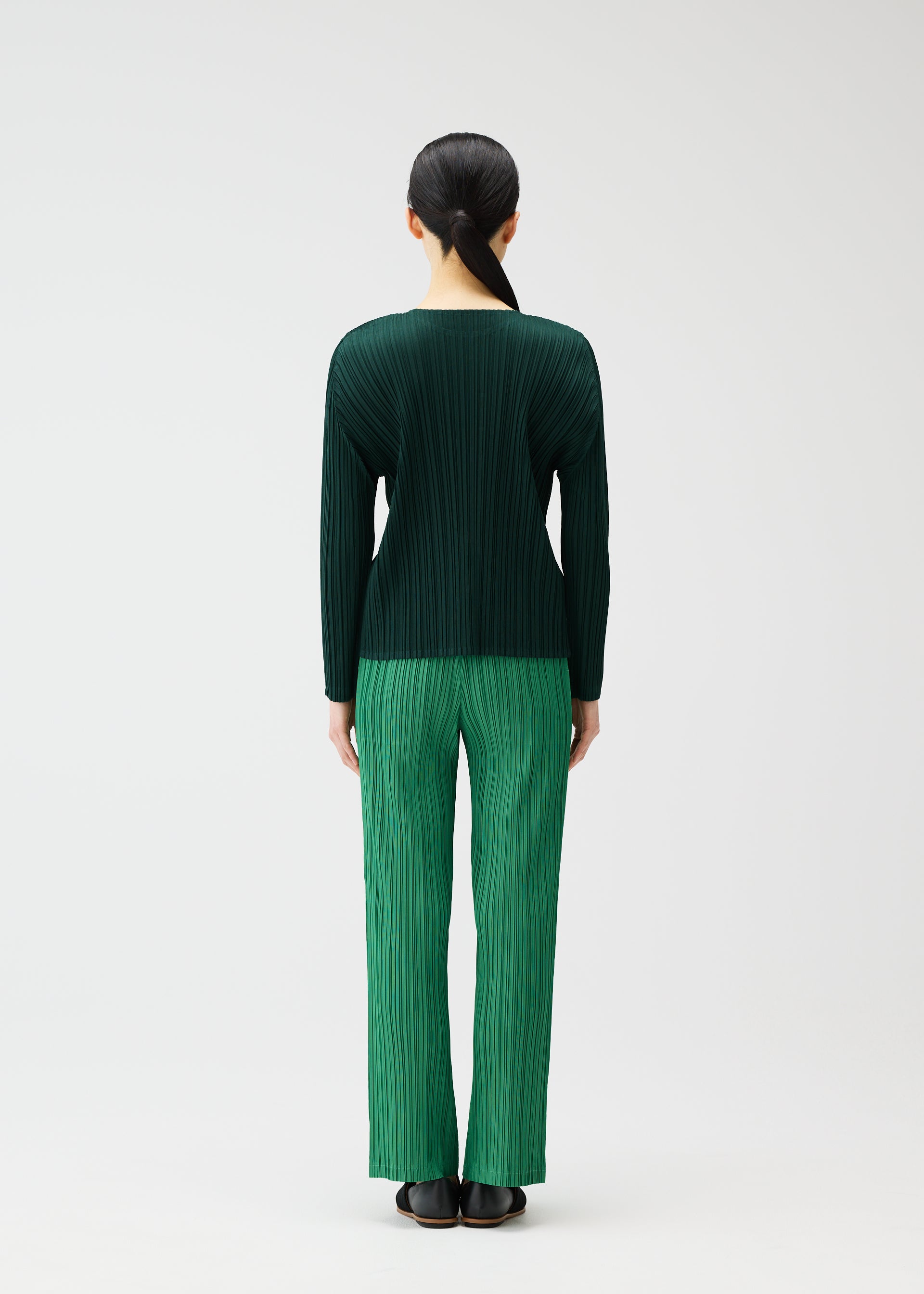 RAMIE PLEATS Top Dark Green