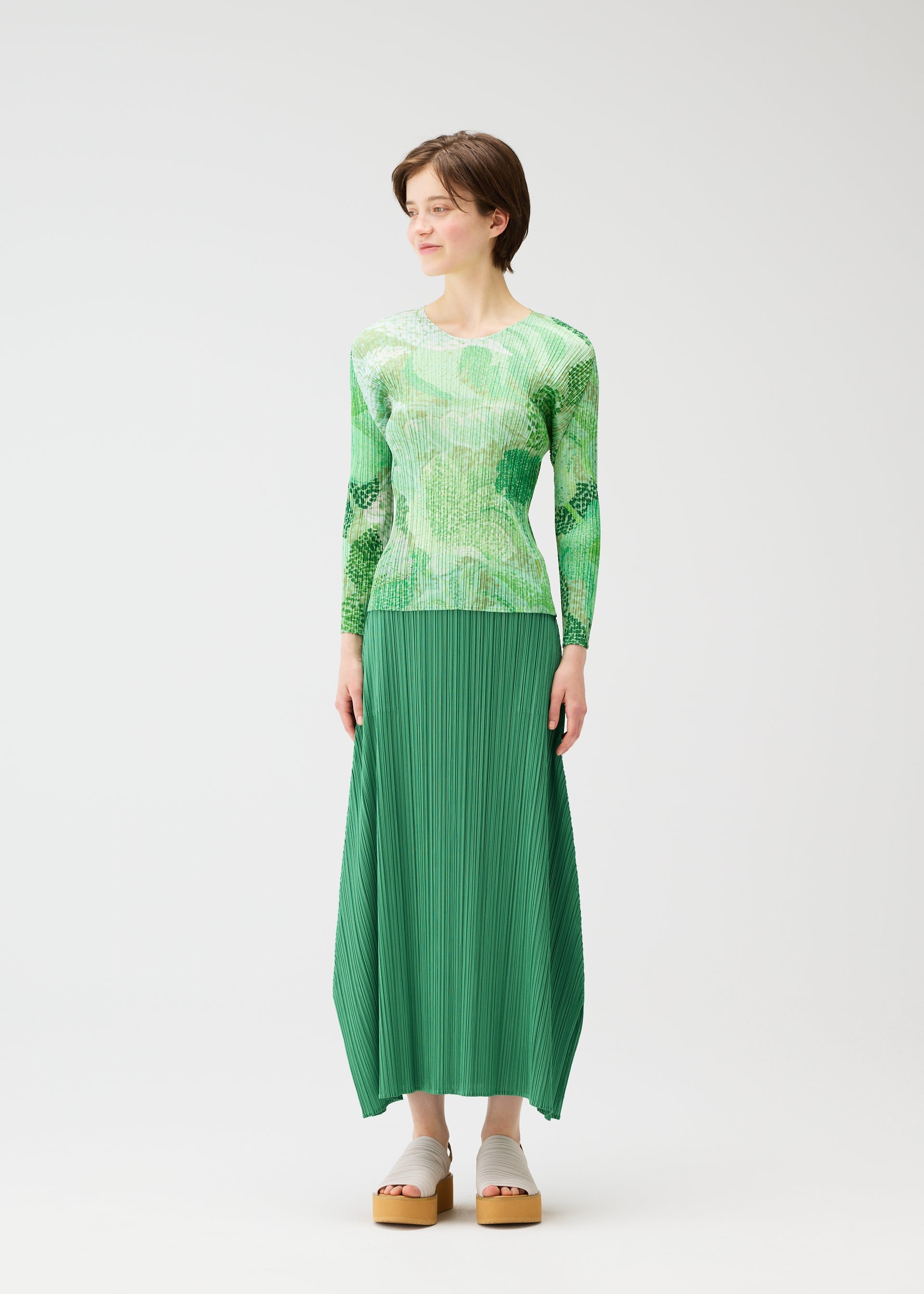 FOGGY-FOREST – The official ISSEY MIYAKE ONLINE STORE | ISSEY