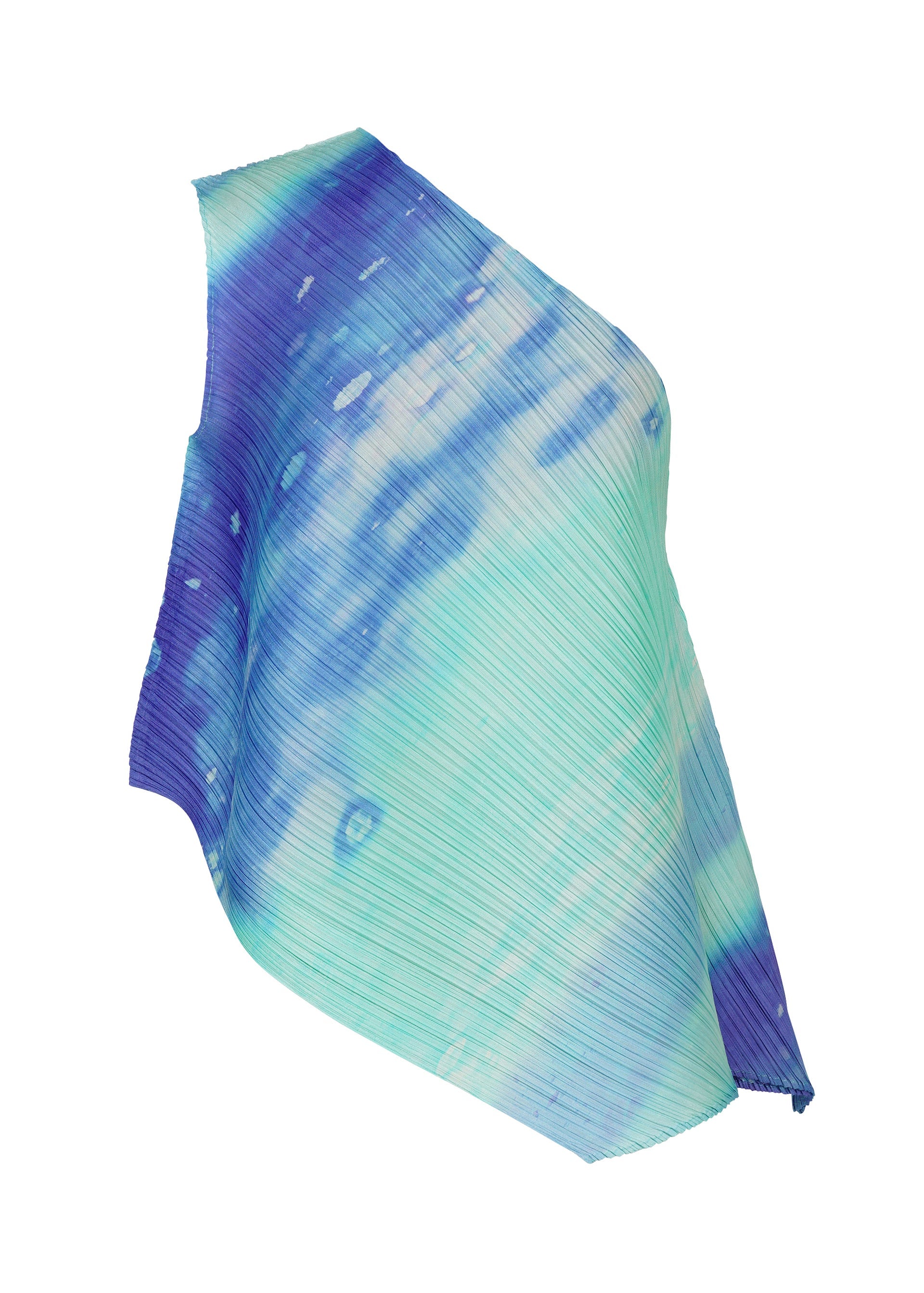 CLOTHING – The official ISSEY MIYAKE ONLINE STORE | ISSEY MIYAKE UK