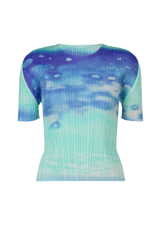 A product shot of the PLEATS PLEASE ISSEY MIYAKE SEA BUBBLE top in blue (72).