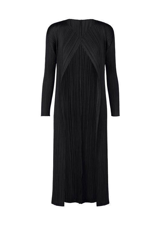 A product shot of the PLEATS PLEASE ISSEY MIYAKE SWING SOLID cardigan in black (15).