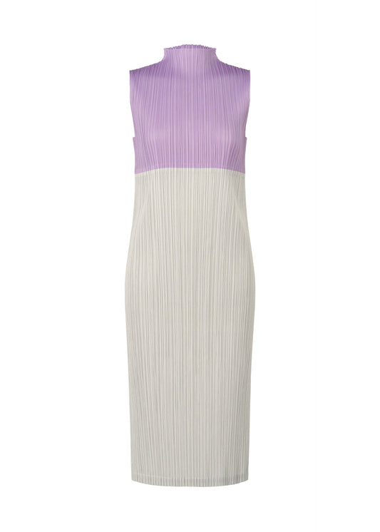 A product shot of the PLEATS PLEASE ISSEY MIYAKE SWING dress in light purple (80).