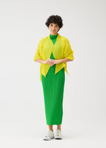 A model wears the PLEATS PLEASE ISSEY MIYAKE ZIGZAG SCARF stole.