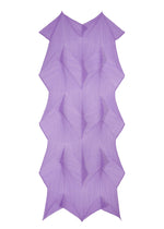A detail shot of the PLEATS PLEASE ISSEY MIYAKE ZIGZAG SCARF stole.