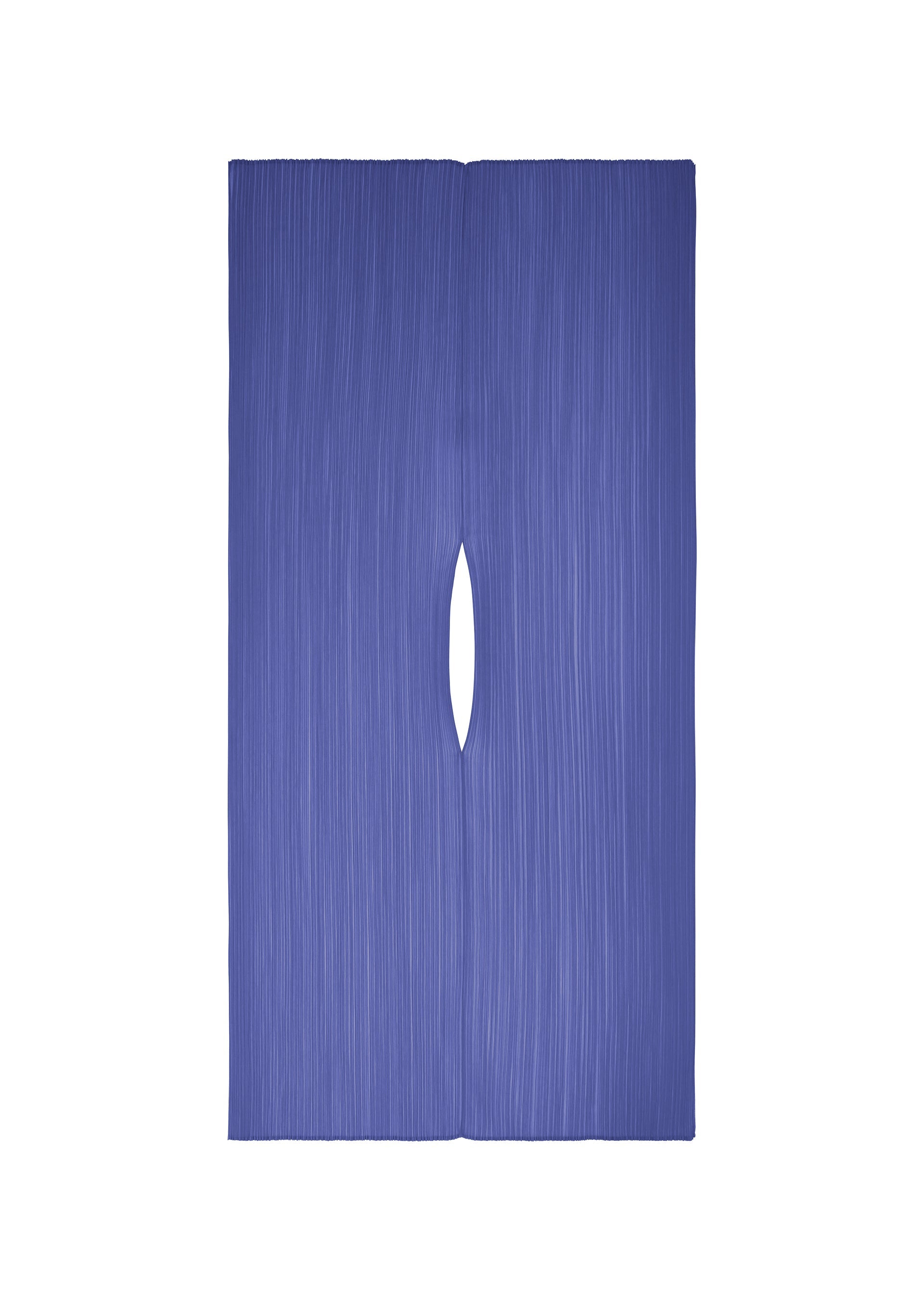 A product shot of the PLEATS PLEASE ISSEY MIYAKE MADAME T MAY stole in blue (72).