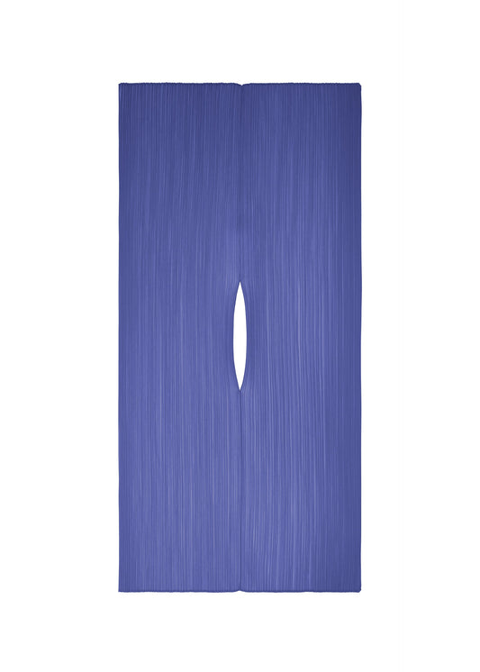 A product shot of the PLEATS PLEASE ISSEY MIYAKE MADAME T MAY stole in blue (72).