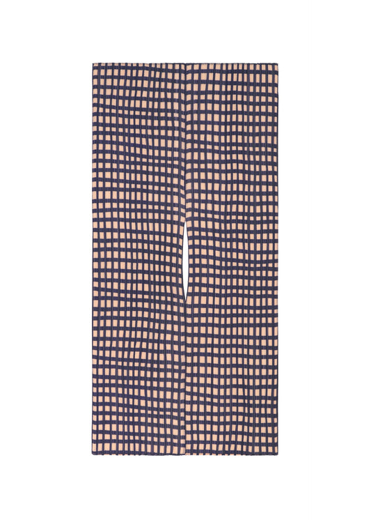 A product shot of the PLEATS PLEASE ISSEY MIYAKE BASKET MADAME-T stole in navy.