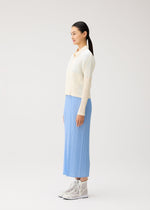 A model wears the PLEATS PLEASE ISSEY MIYAKE MONTHLY COLORS : AUGUST monthly-colors-august-jacket-greyish-purple.
