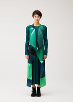 A model wears the PLEATS PLEASE ISSEY MIYAKE ORBIT orbit-vest-green.