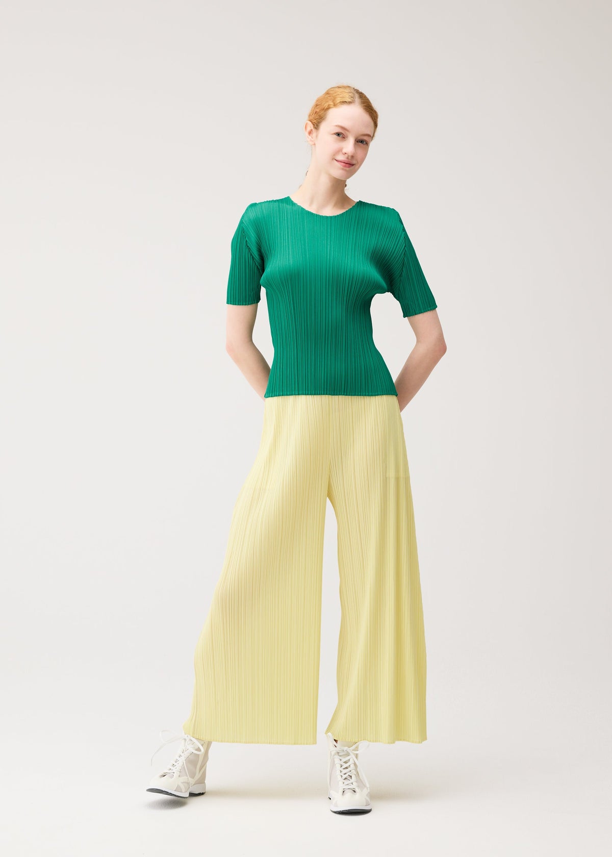 MONTHLY COLORS : JULY Trousers Pale Orange