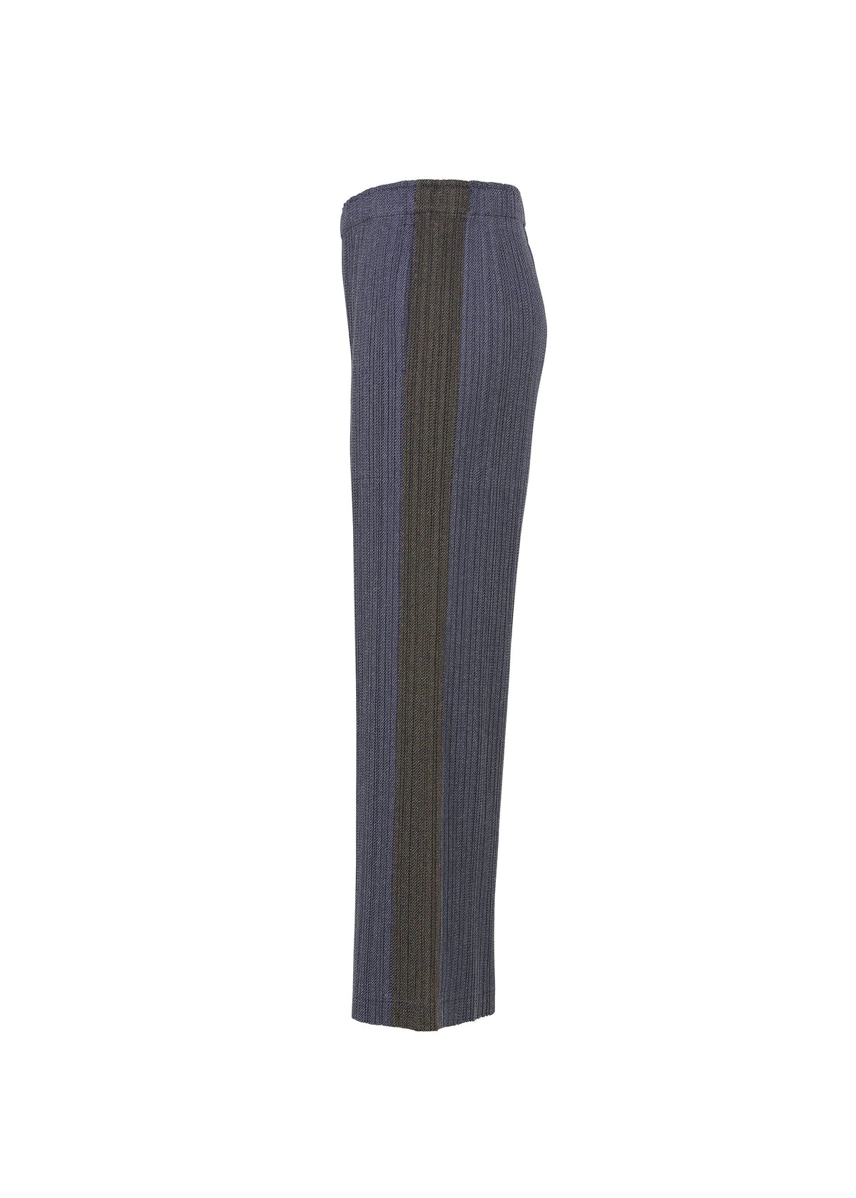 A detail shot of the PLEATS PLEASE ISSEY MIYAKE COTTON DENIM trousers.